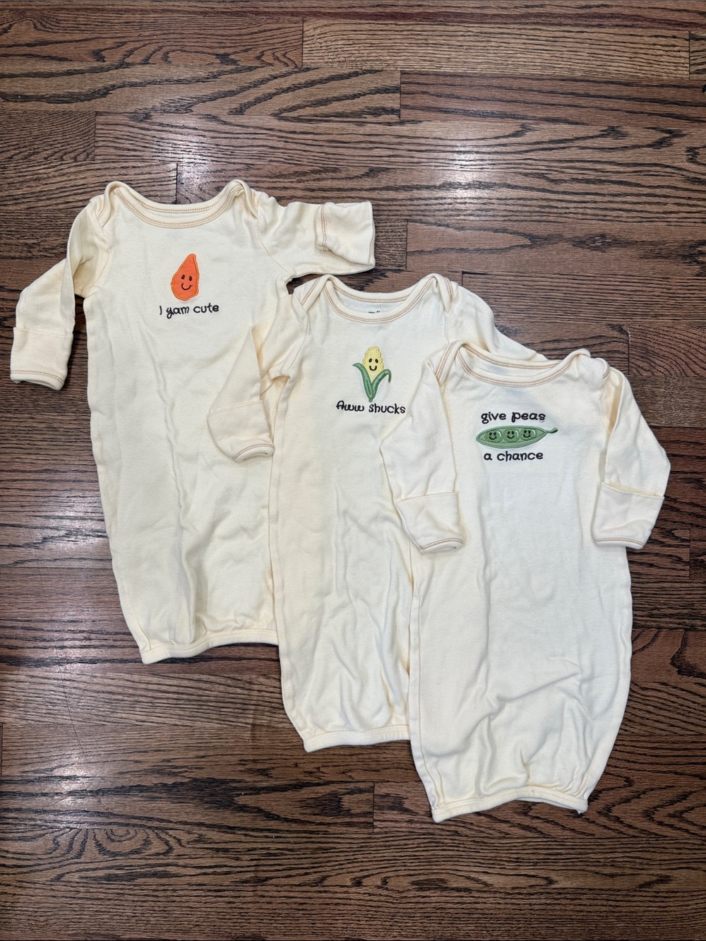 Organic Cotton Cream Baby Sleep Gowns with Veggie Embroidery (3-Pack) Size 0-6M